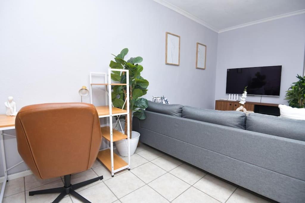 Comfy Hatfield Appartment Pretoria Bagian luar foto